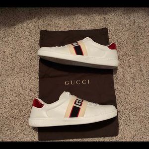 Gucci Sneakers